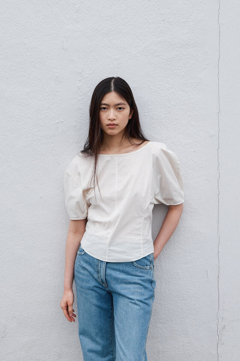 Tuck volume blouse image 1