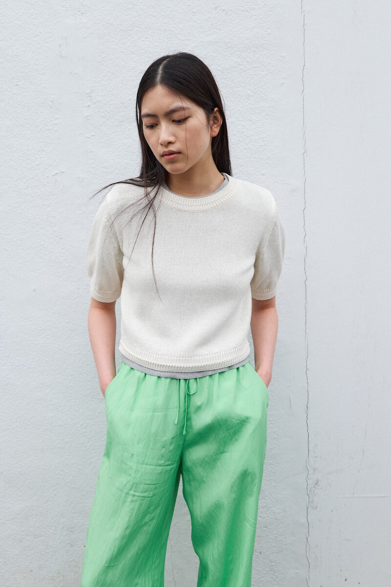 Round crop knit image 1