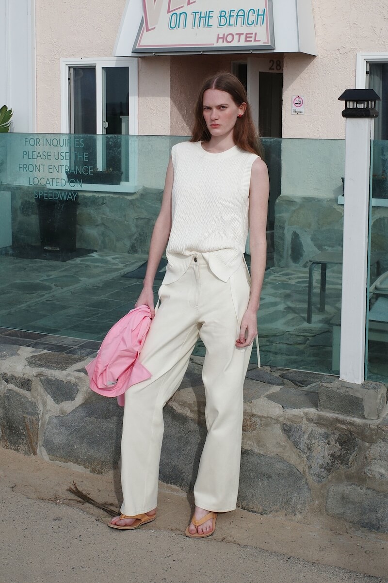 Tie sleeveless knit image 1